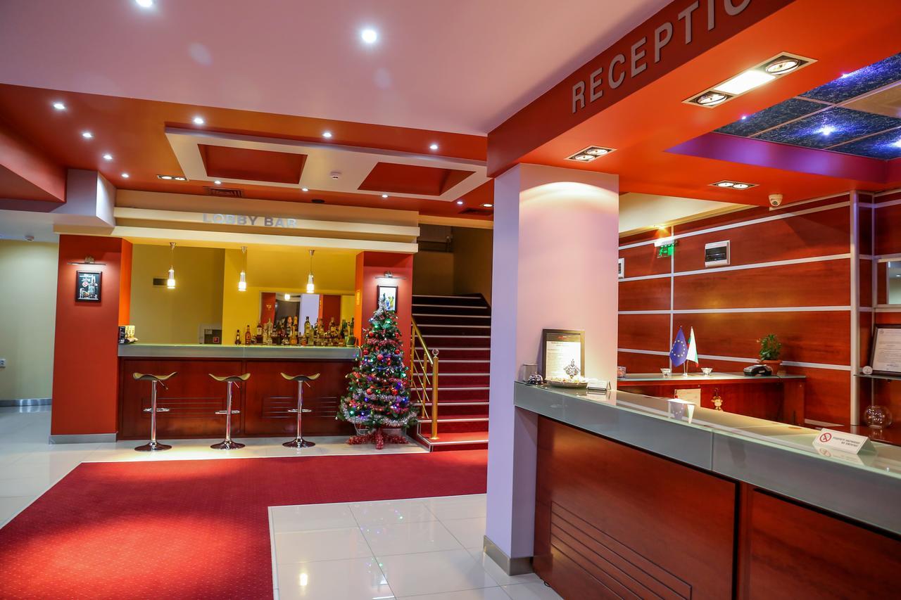 Hotel Bulgaria Kŭrdzhali Exterior foto