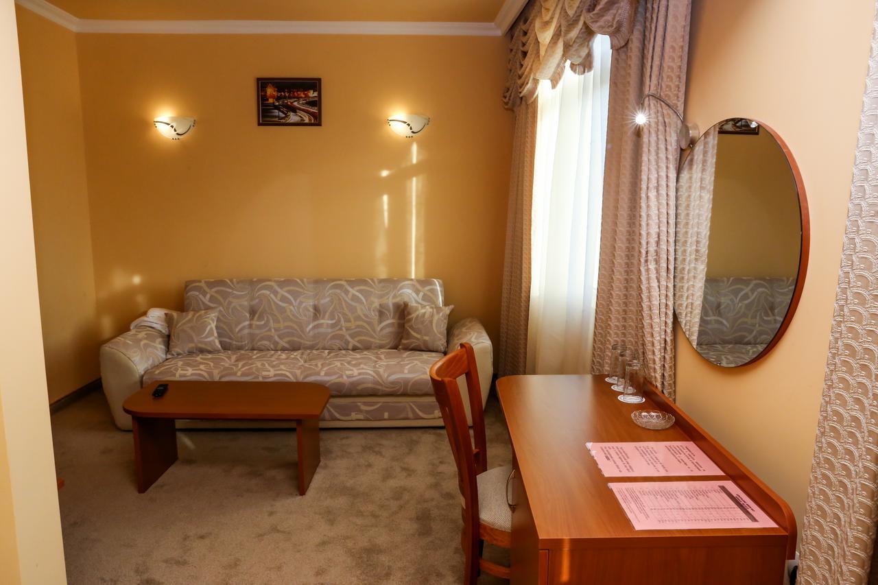 Hotel Bulgaria Kŭrdzhali Exterior foto